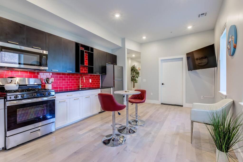 Luxury Designer Theme 2Br Apt Near Nyc / Thepath Apartment นูวาร์ก ภายนอก รูปภาพ