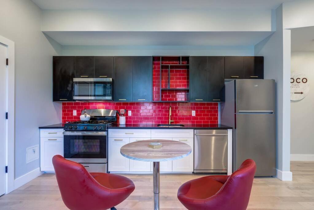 Luxury Designer Theme 2Br Apt Near Nyc / Thepath Apartment นูวาร์ก ภายนอก รูปภาพ